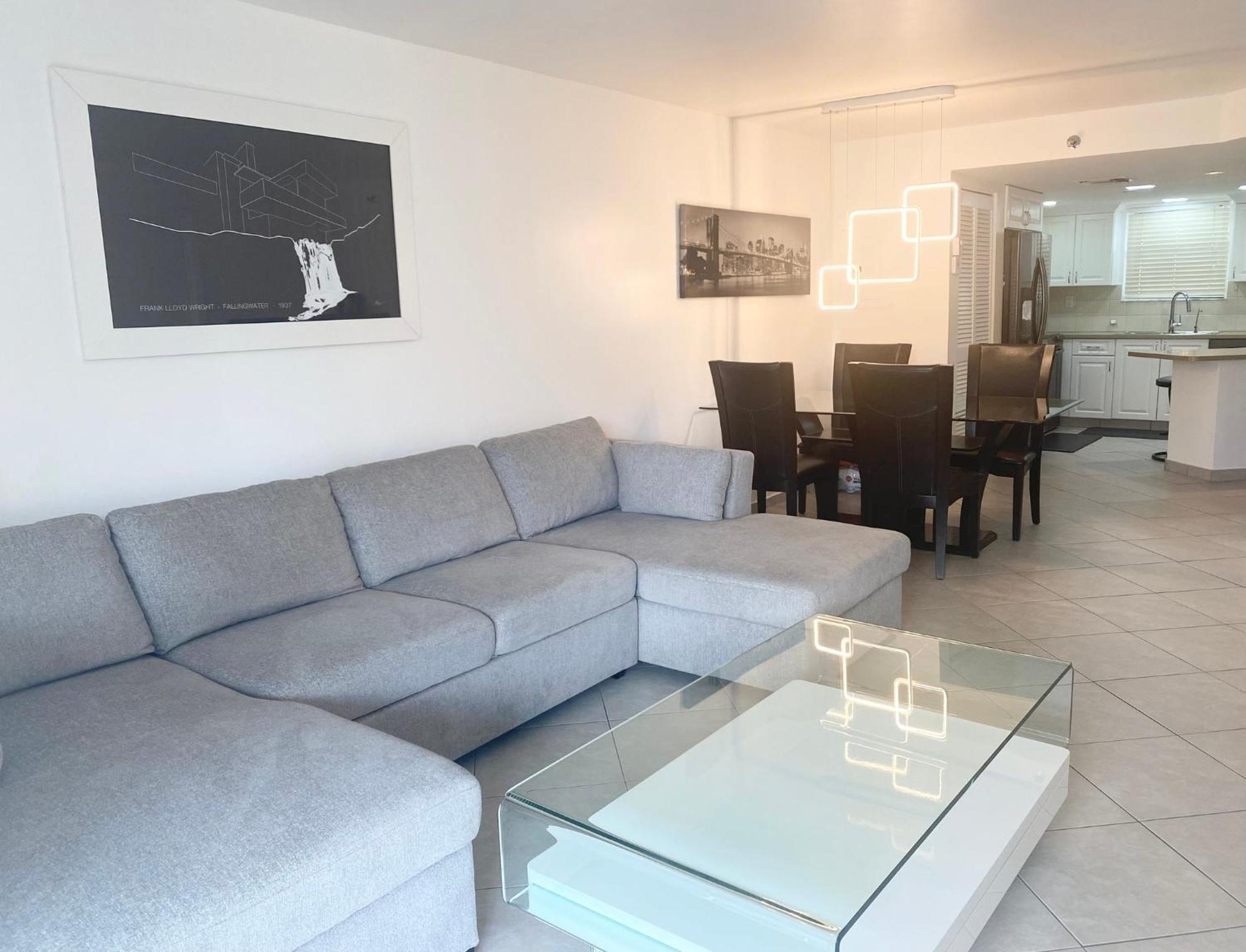 Le Frontenac Villa Sunny Isles Beach Exterior foto